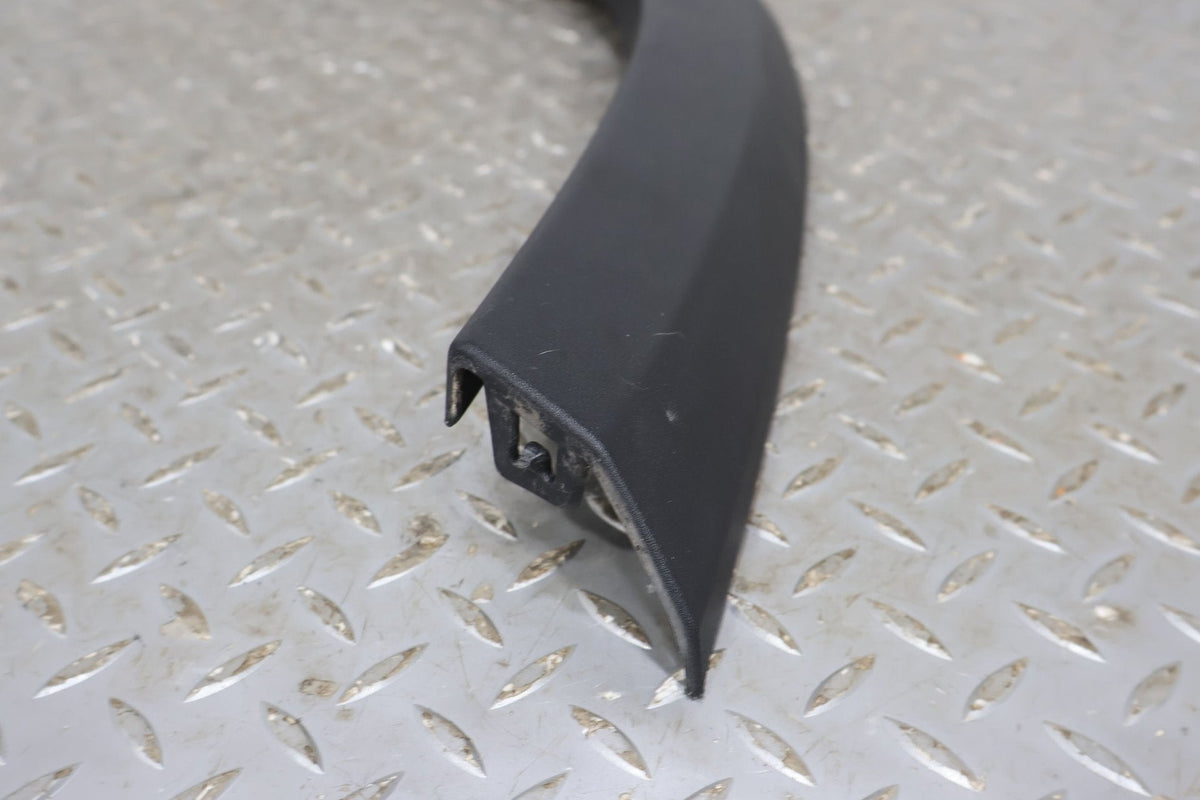Fender Flare, 2022, Rivian, R1S
