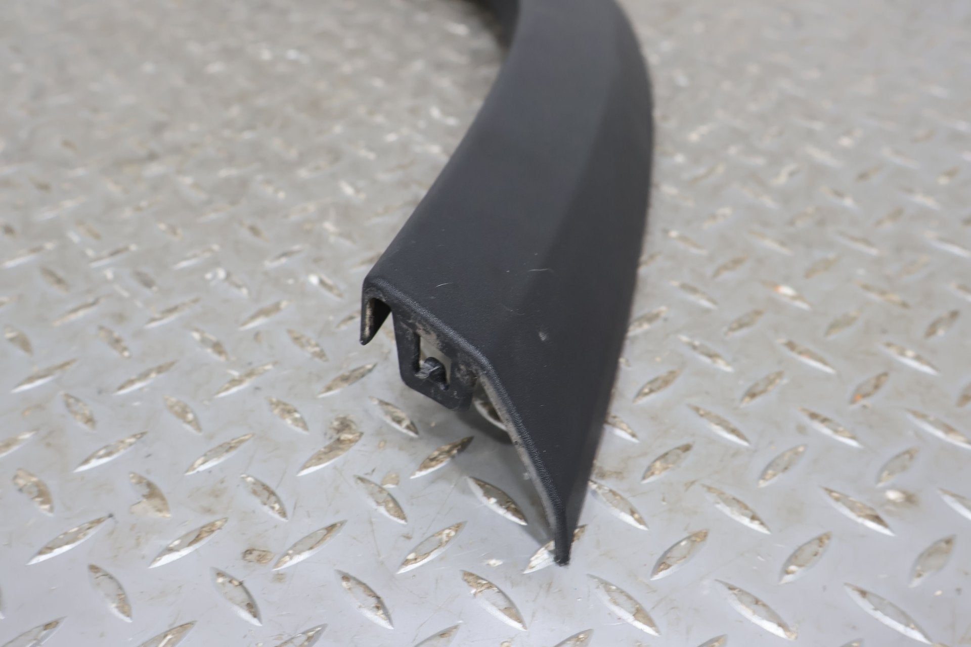 Fender Flare, 2022, Rivian, R1S