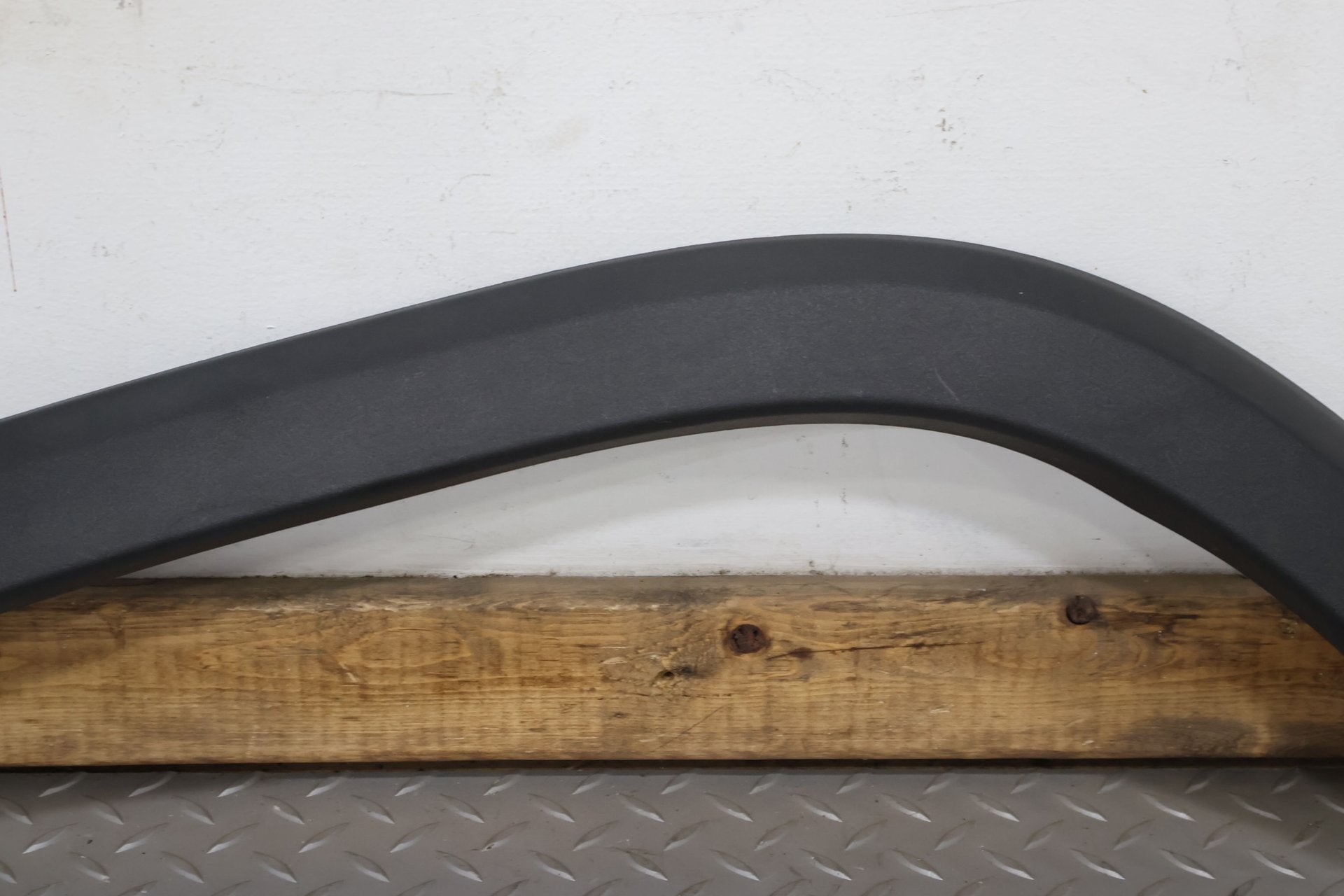 Fender Flare, 2022, Rivian, R1S