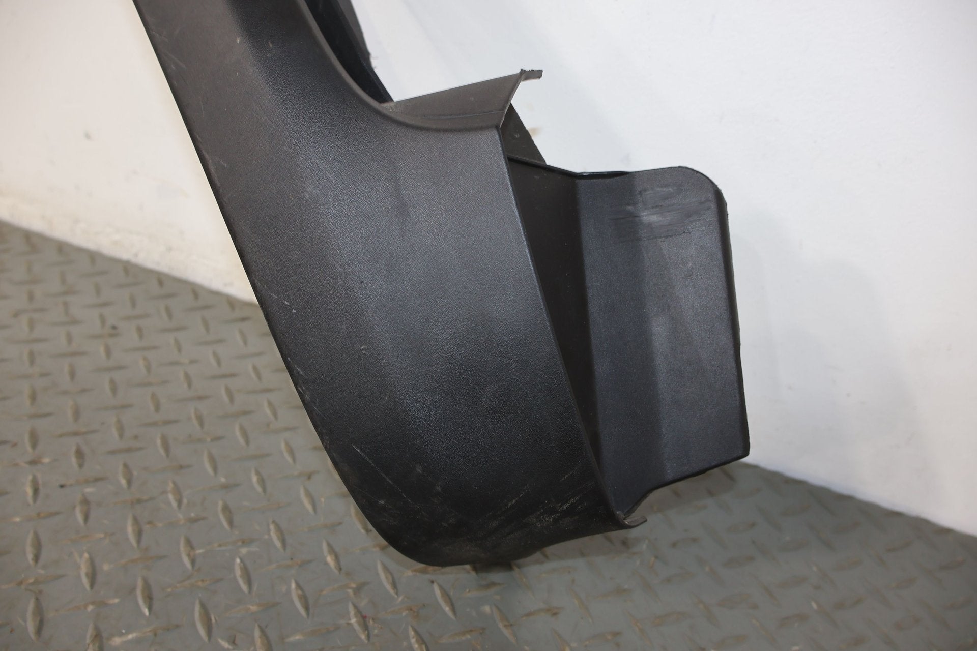 Fender Flare, 2022, Rivian, R1S