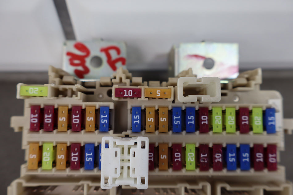 2019 Nissan Titan XD- Cabin Fuse Box