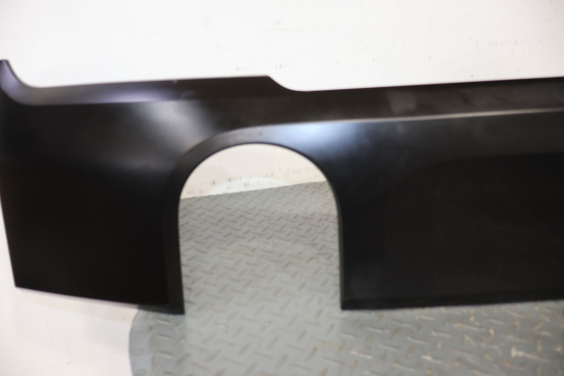 Front Bumper Cover, 2022, Rivian, R1S