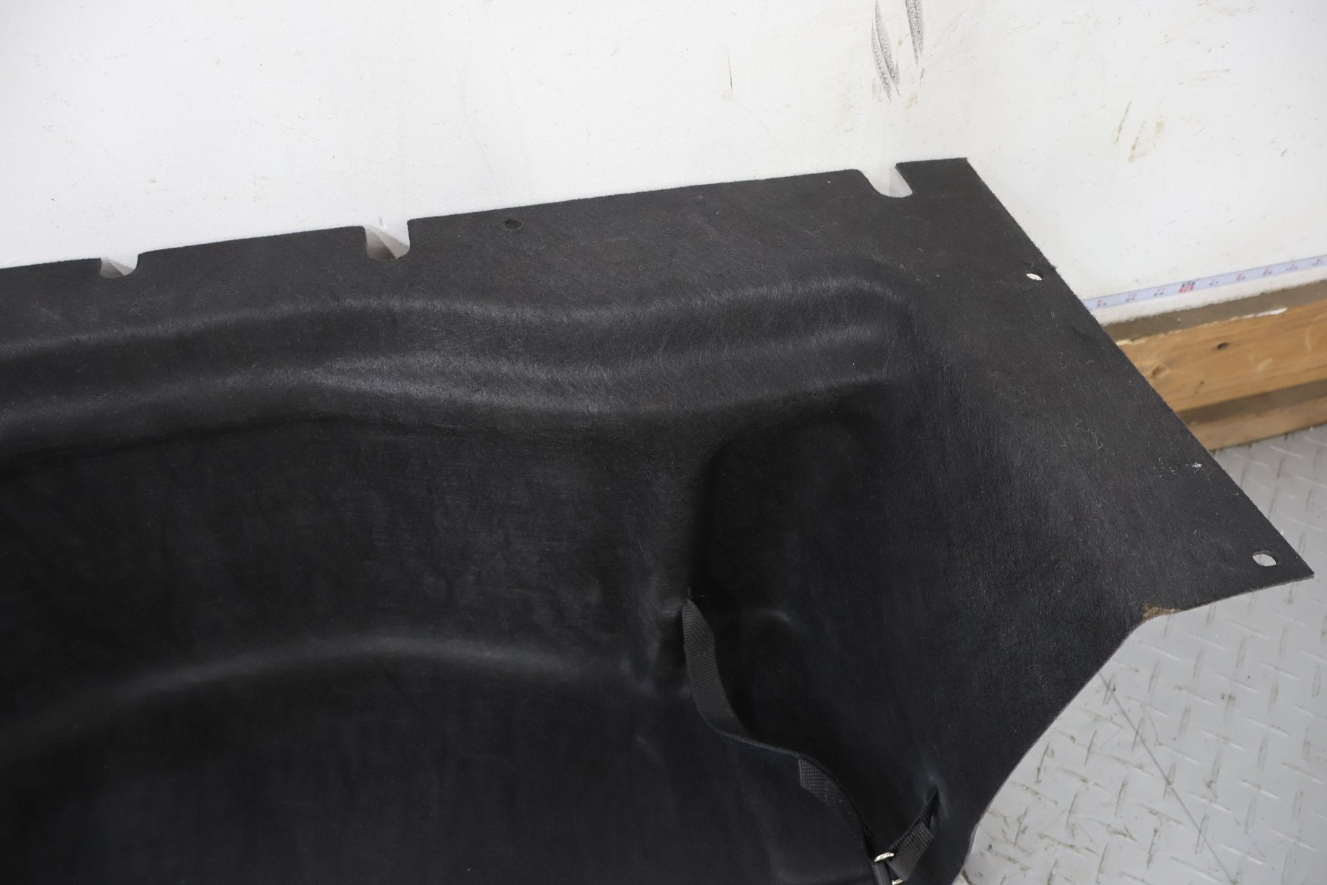 Front Carpet, 2022, Rivian, R1S