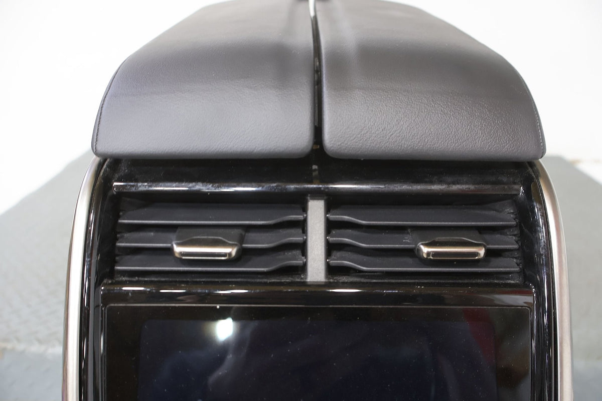 Front Console, 2022, Rivian, R1S