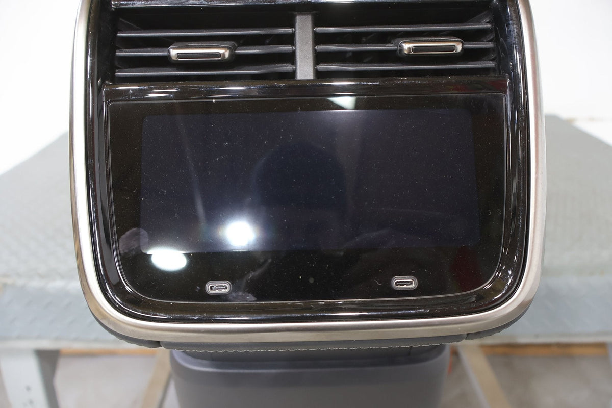 Front Console, 2022, Rivian, R1S