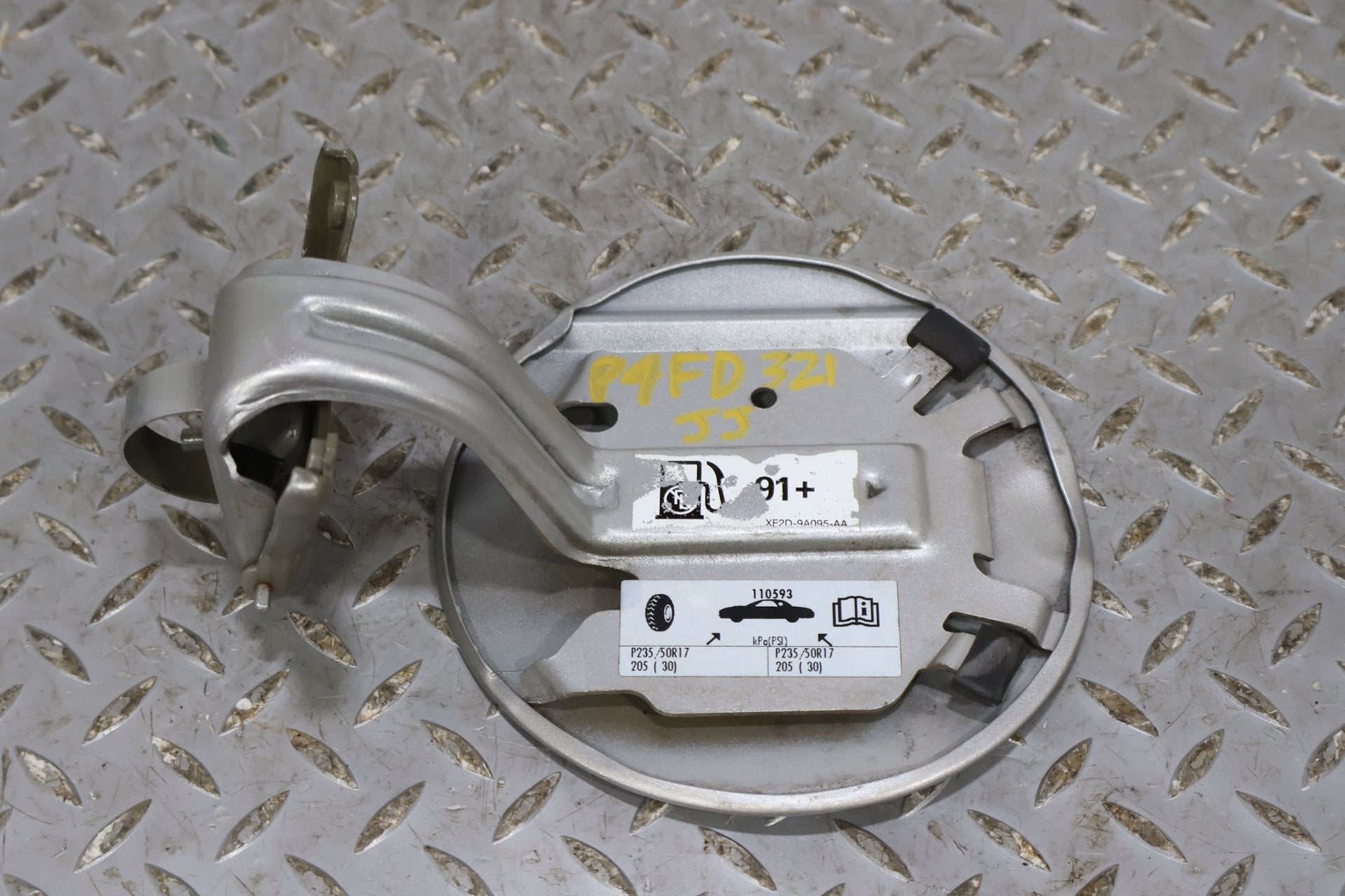Fuel Filler Door, 2004, Ford, Thunderbird