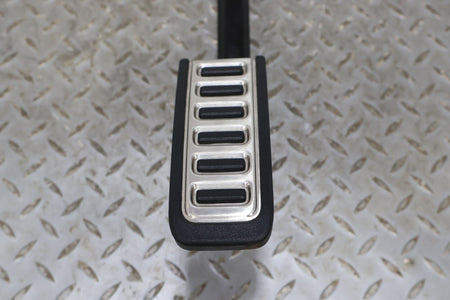 Gas Pedal, 2022, Rivian, R1S