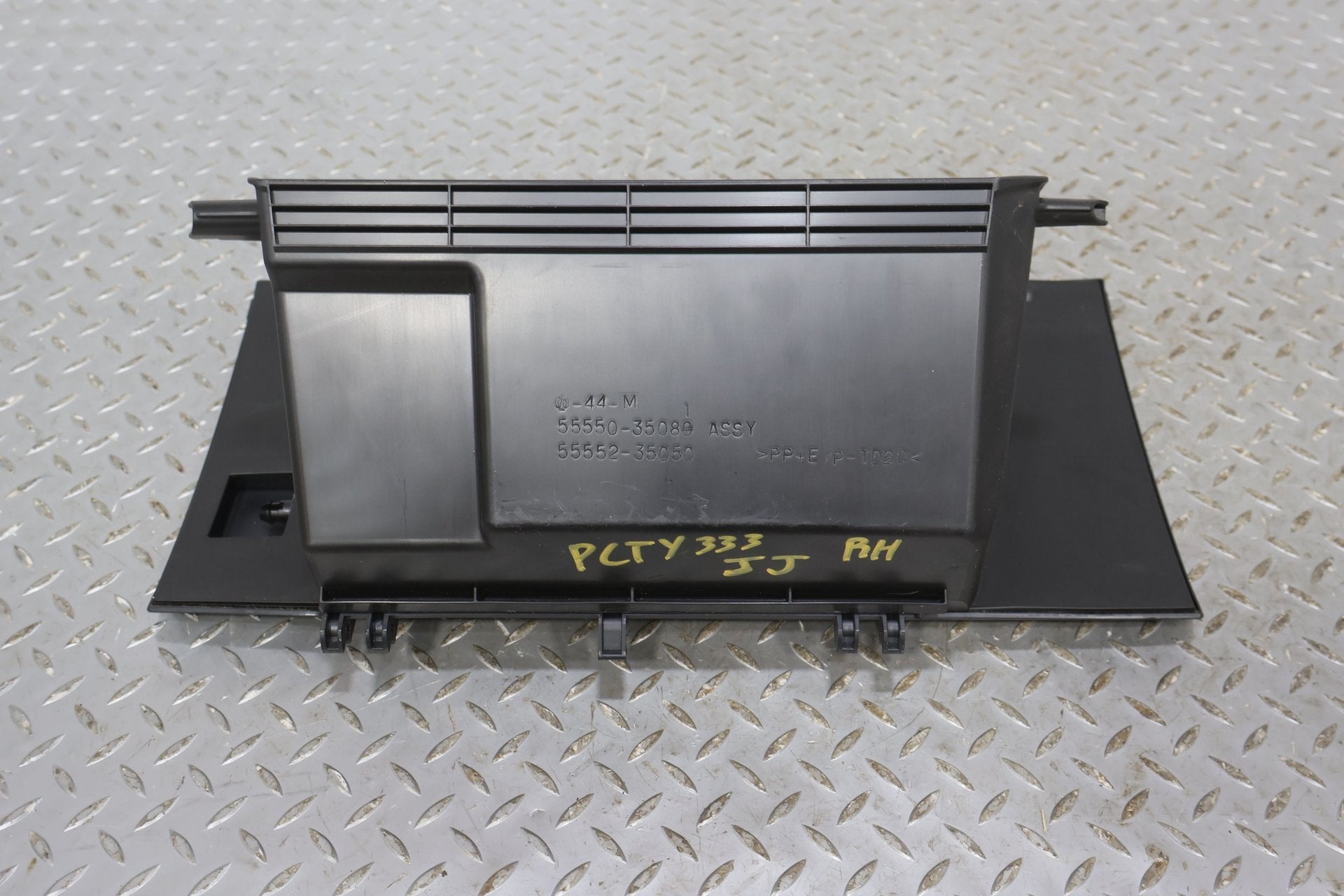 Glove Box, 2013, Toyota, FJ Cruiser