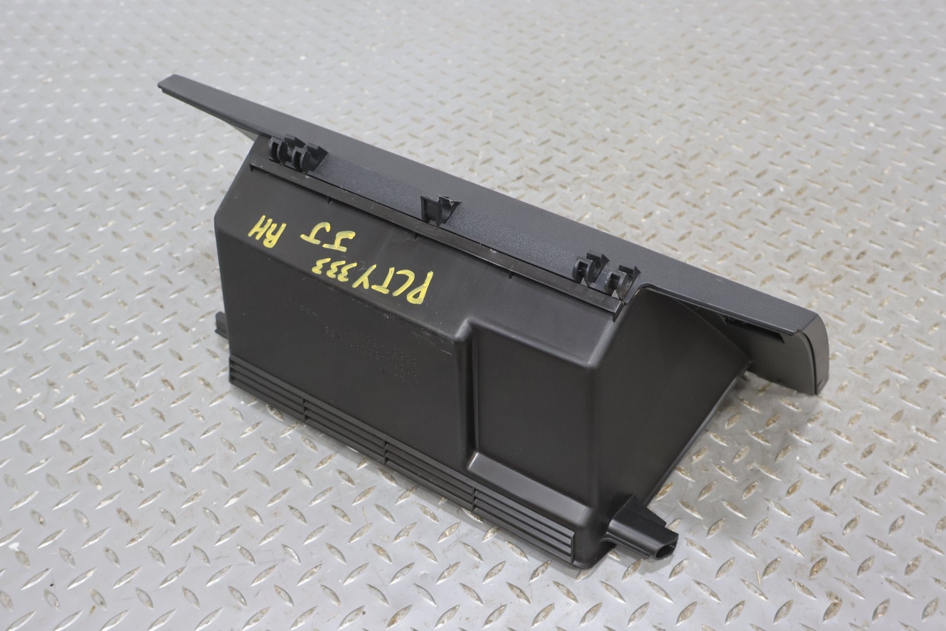 Glove Box, 2013, Toyota, FJ Cruiser