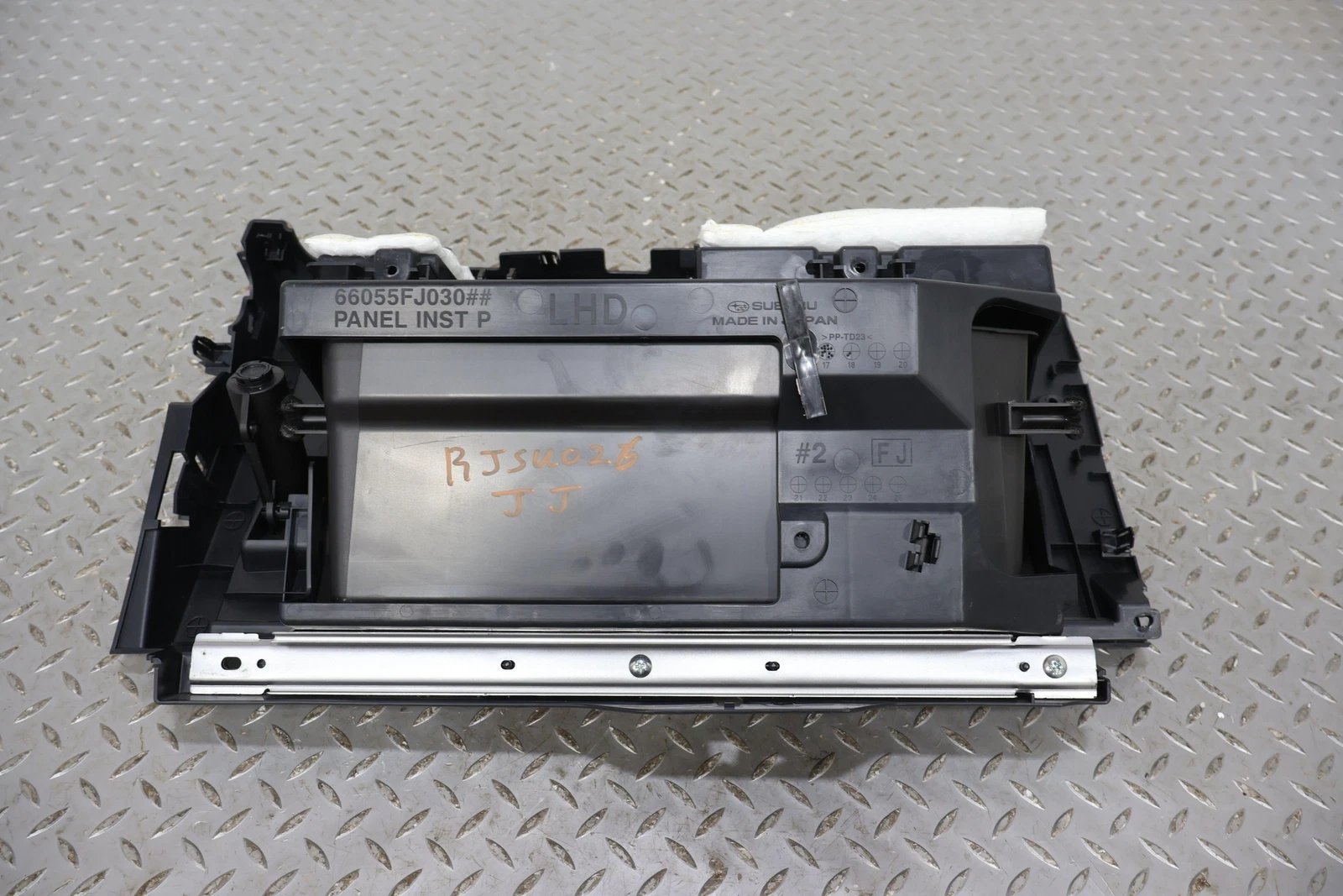 Glove Box, 2018, Subaru, WRX