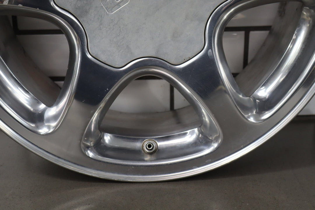 GMC Polished Yukon XL 1500 Sierra Denali OEM Wheel 17” 2001 - 2007 Factory 5132