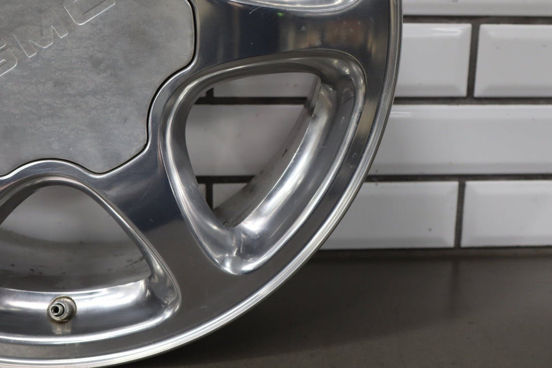 GMC Polished Yukon XL 1500 Sierra Denali OEM Wheel 17” 2001 - 2007 Factory 5132