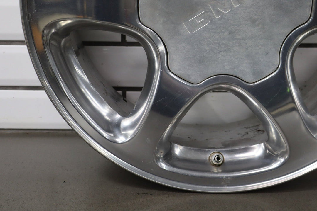 GMC Polished Yukon XL 1500 Sierra Denali OEM Wheel 17” 2001 - 2007 Factory 5132