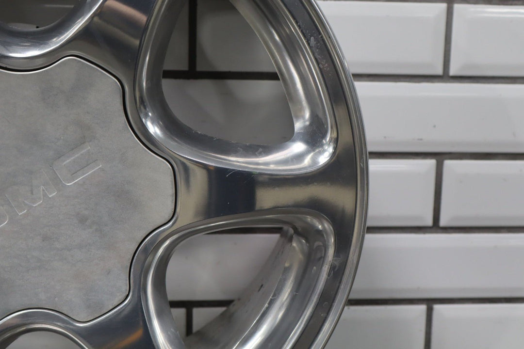 GMC Polished Yukon XL 1500 Sierra Denali OEM Wheel 17” 2001 - 2007 Factory 5132