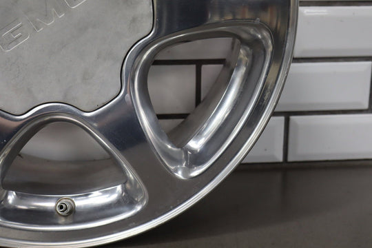 GMC Polished Yukon XL 1500 Sierra Denali OEM Wheel 17” 2001 - 2007 Factory 5132
