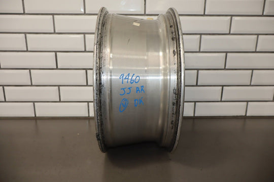 GMC Polished Yukon XL 1500 Sierra Denali OEM Wheel 17” 2001 - 2007 Factory 5132