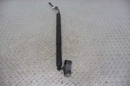 Hatch Strut, 2022, Rivian, R1S