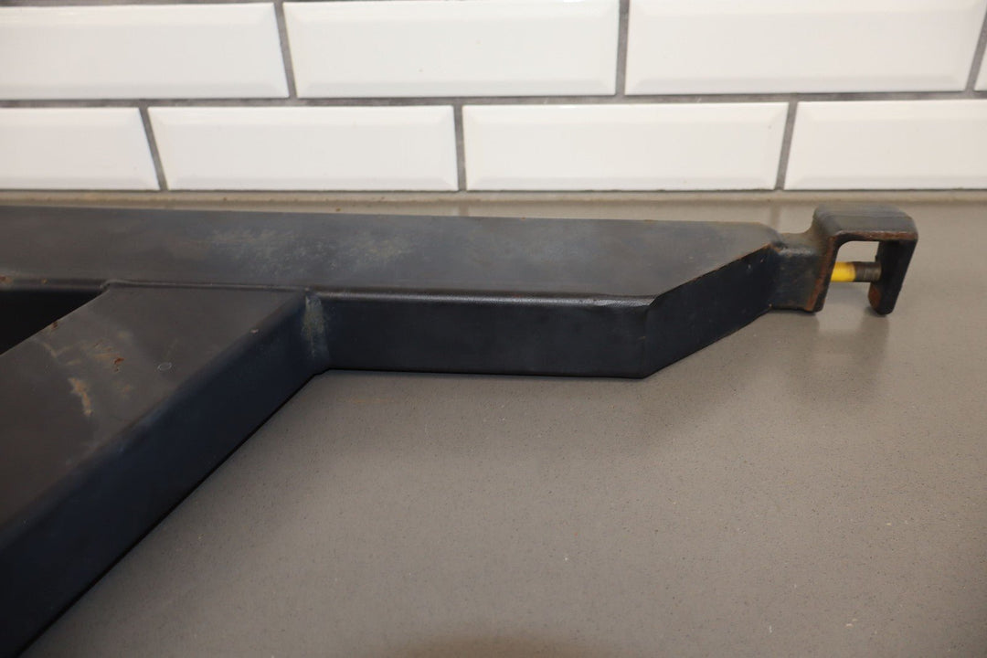 Hummer H2 OEM Exterior Spare Tire Carrier W/Tow Hooks Tested *Weathered*