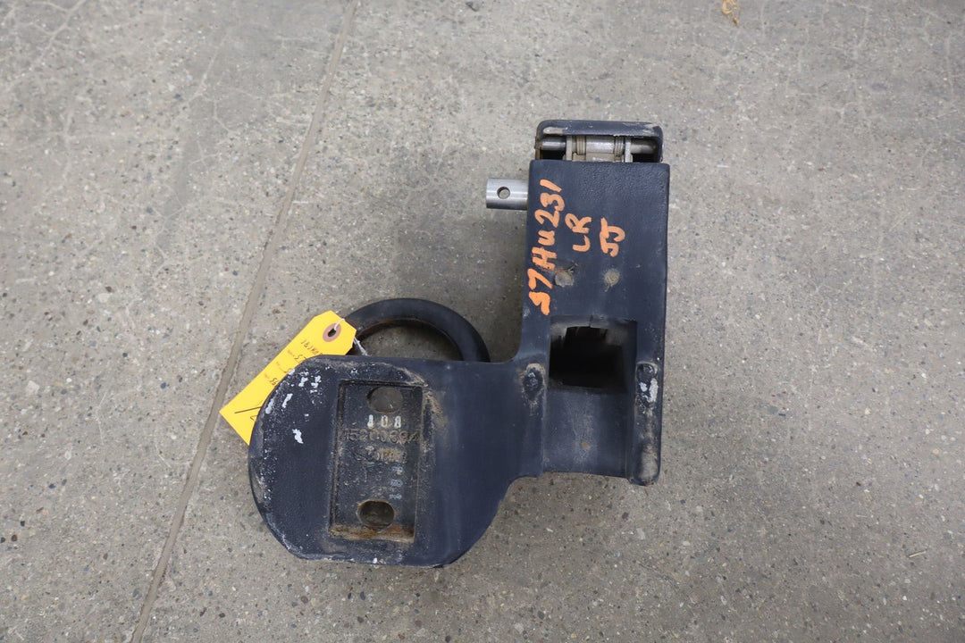 Hummer H2 SUV OEM Exterior Spare Tire Carrier W/Tow Hooks