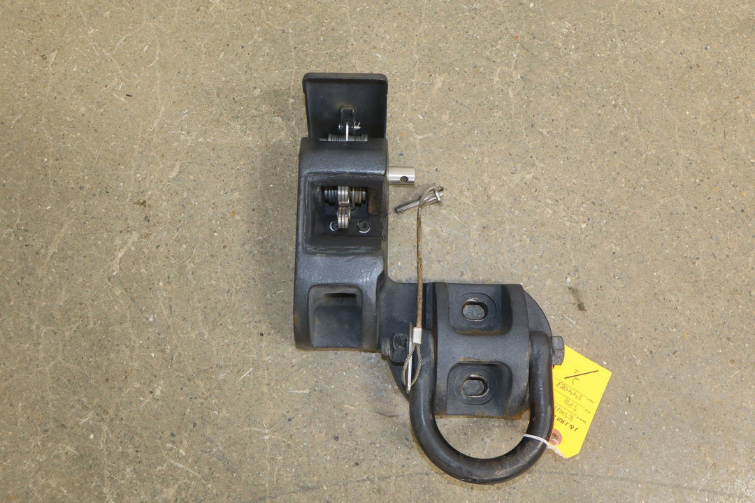 Hummer H2 SUV OEM Exterior Spare Tire Carrier W/Tow Hooks