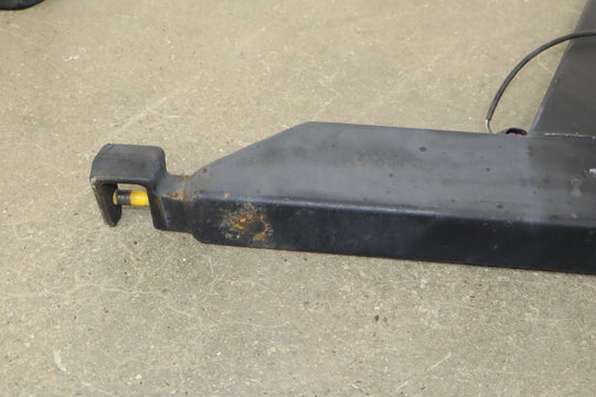 Hummer H2 SUV OEM Exterior Spare Tire Carrier W/Tow Hooks