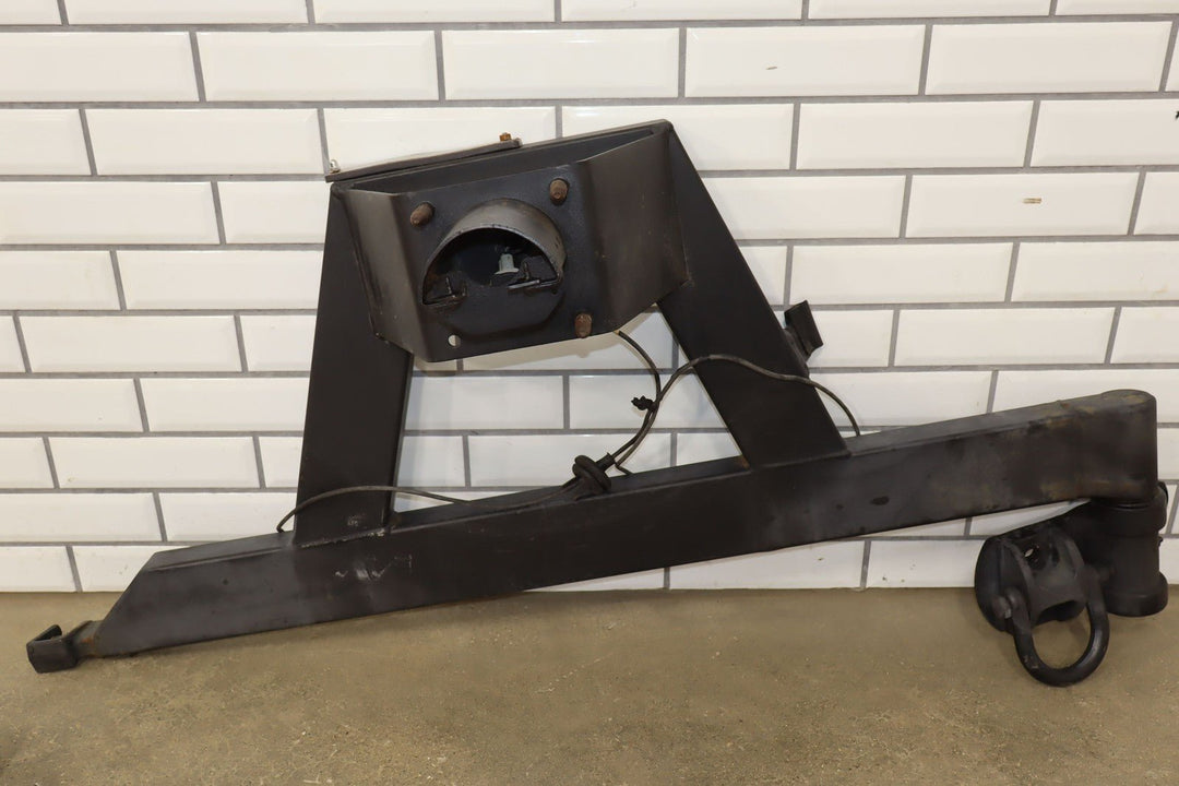 Hummer H2 SUV OEM Exterior Spare Tire Carrier W/Tow Hooks