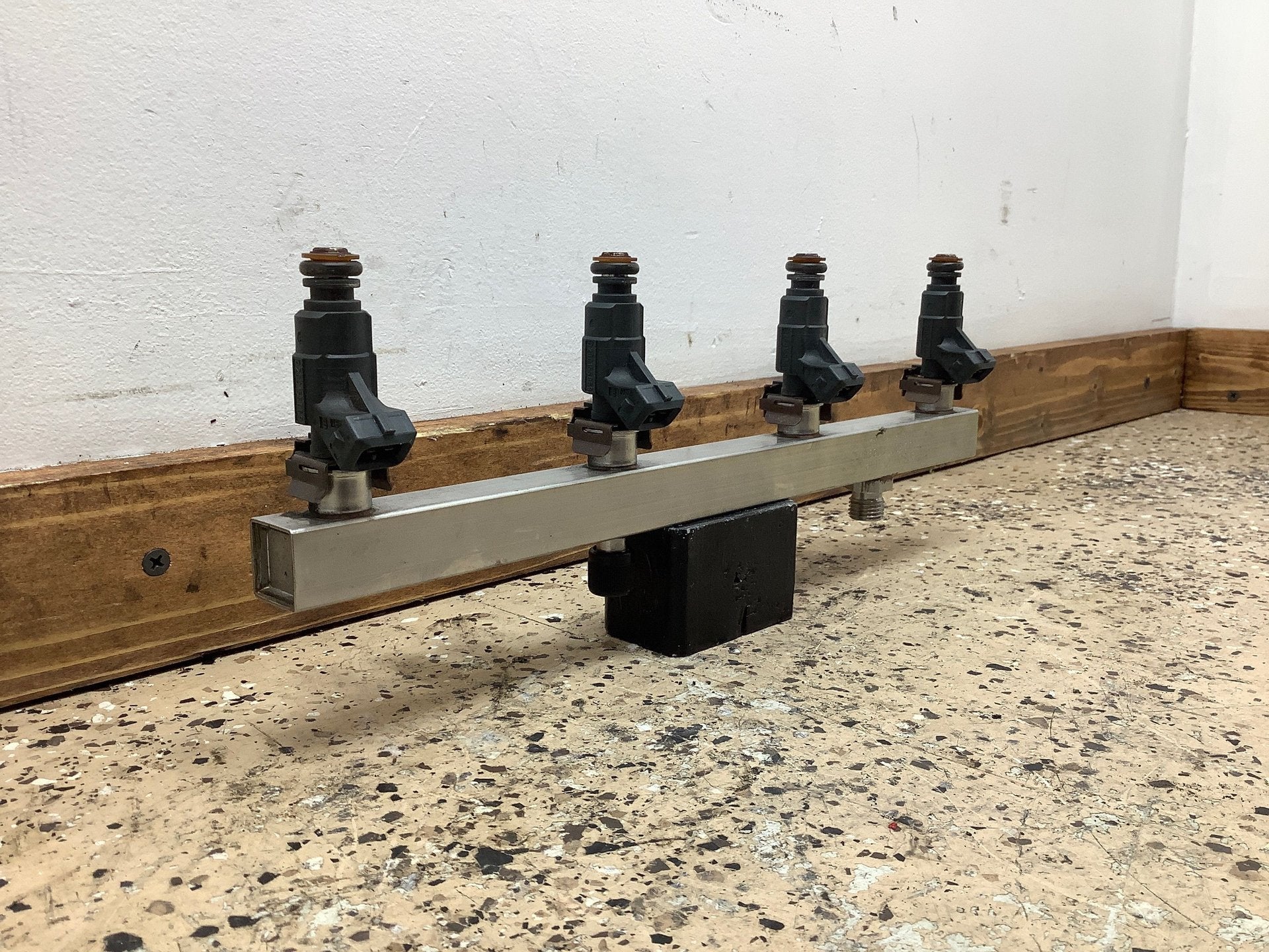 Injection Rail, 2003