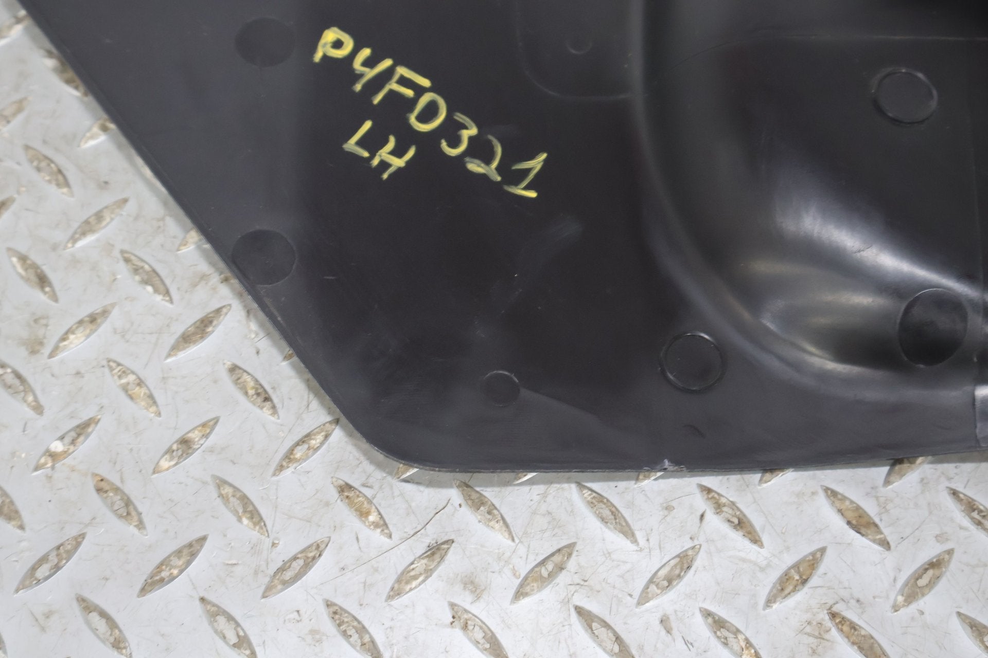 Kick Panel, 2004, Ford, Thunderbird