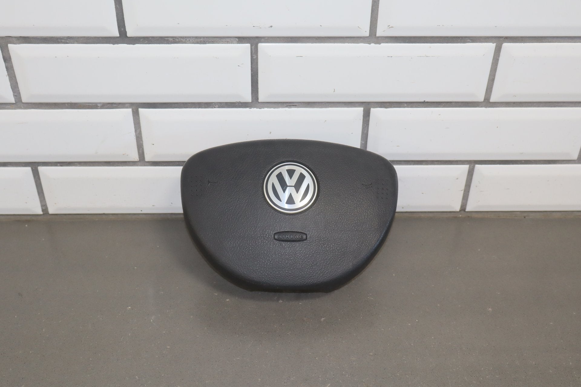 Left LH Driver Airbag Fits 2008 Volkswagen Beetle SE