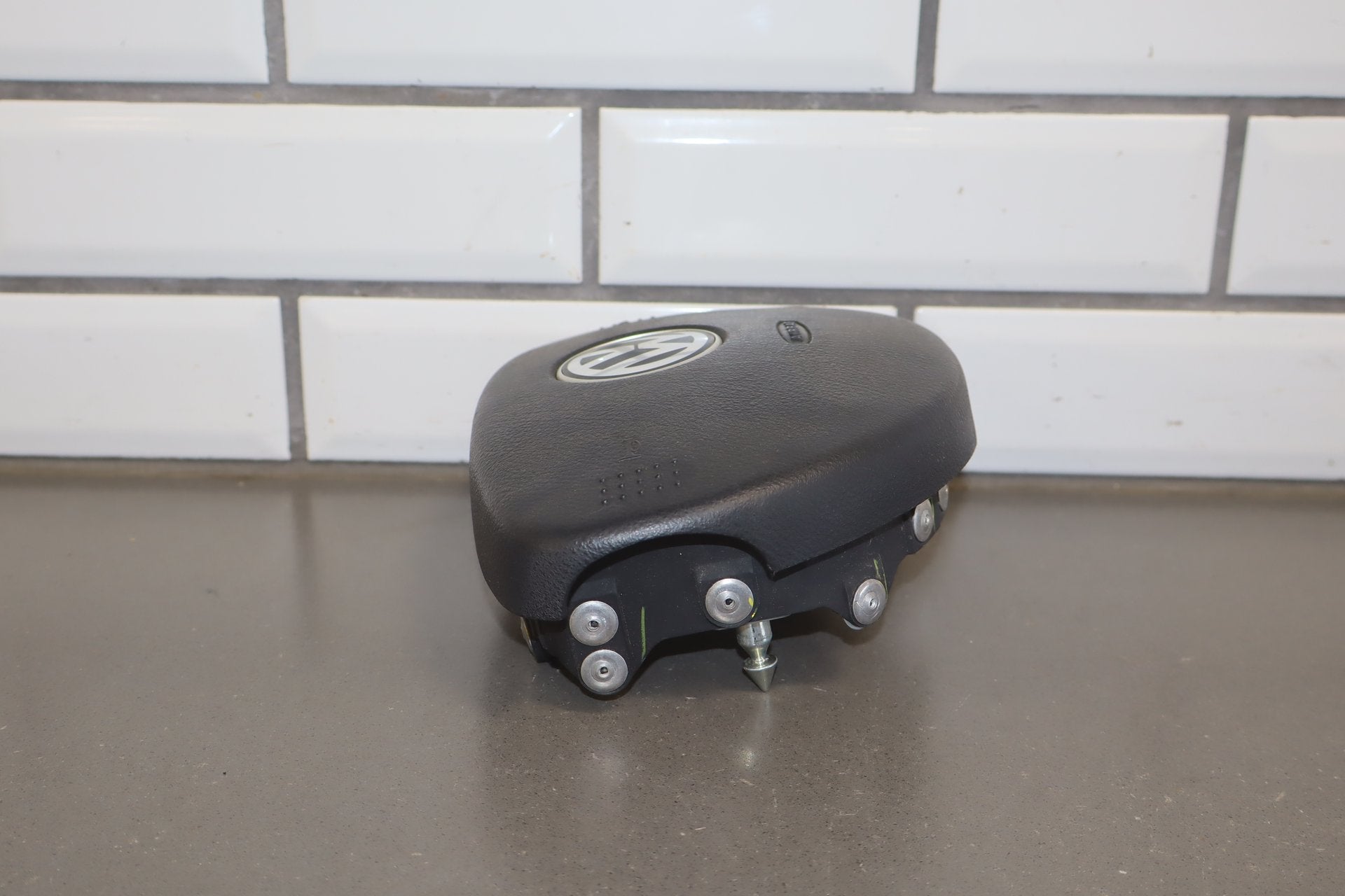 Left LH Driver Airbag Fits 2008 Volkswagen Beetle SE