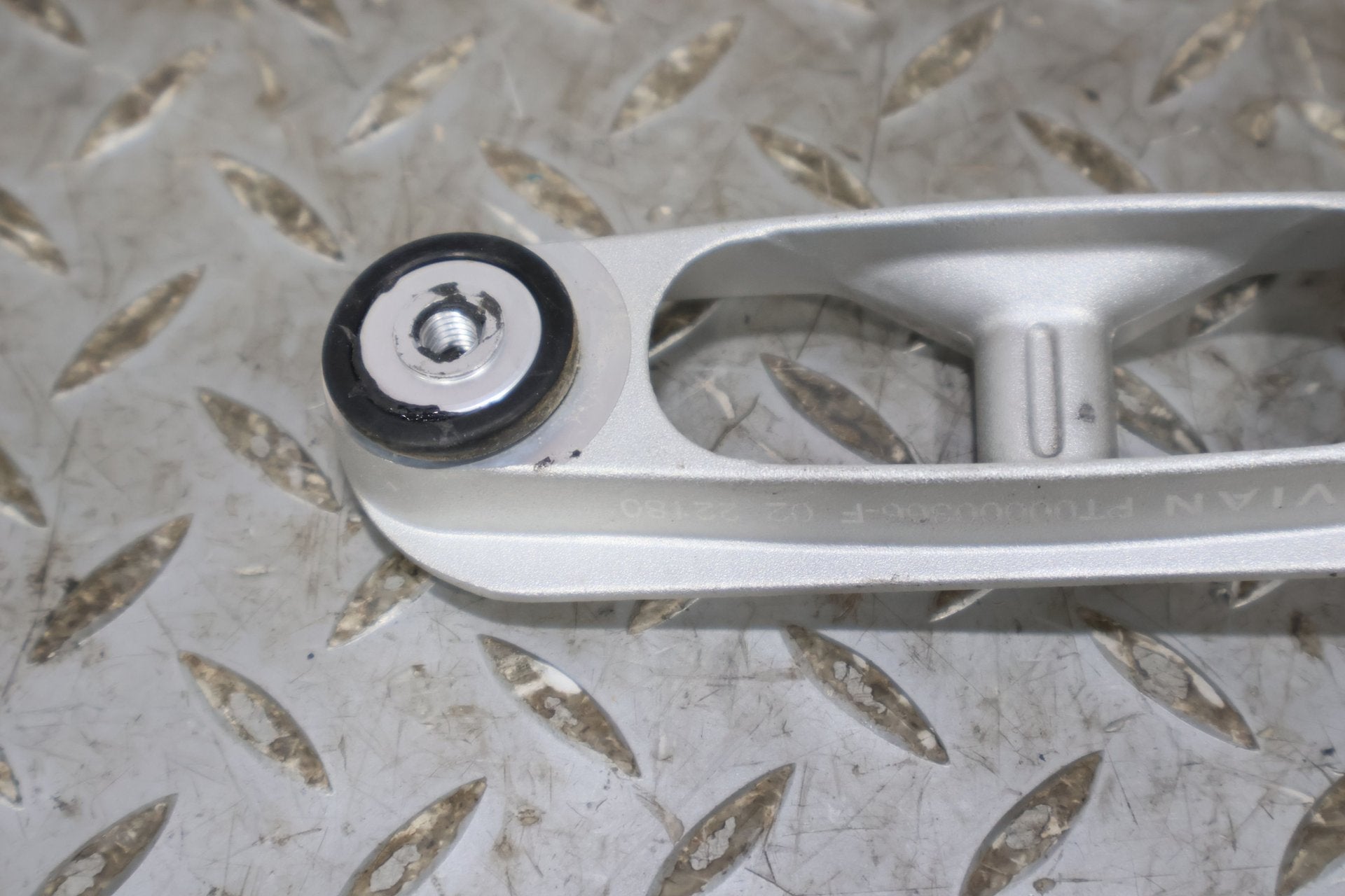 Luggage Rack, 2022, Rivian, R1S