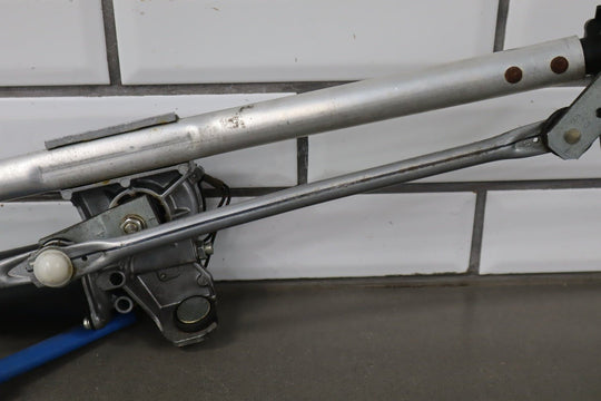 Mazda MX - 5 Miata Front Windshield Wiper Motor 2006 - 2015 NE5131138