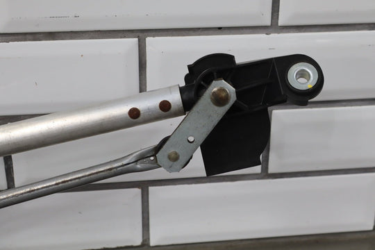 Mazda MX - 5 Miata Front Windshield Wiper Motor 2006 - 2015 NE5131138