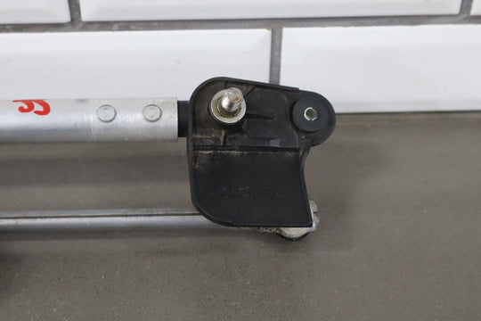 Mazda MX - 5 Miata Front Windshield Wiper Motor 2006 - 2015 NE5131138