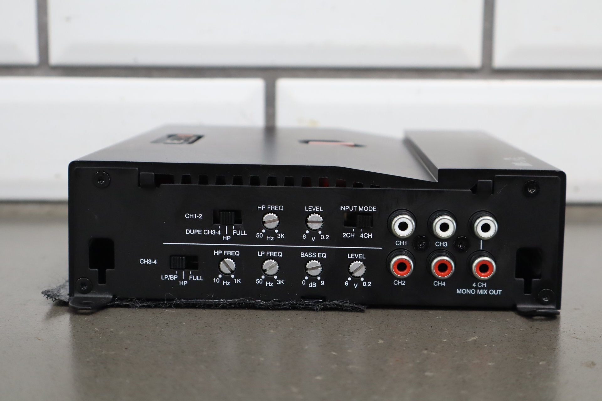 MB Quart MA1-440.4 Radio Amplifier 75 Watts RMS x4