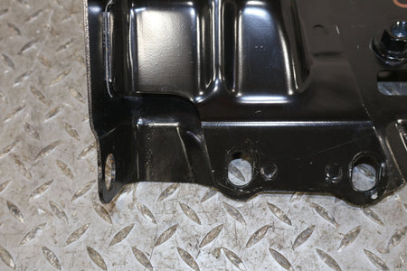 Misc Bracket, 2022, Rivian, R1S