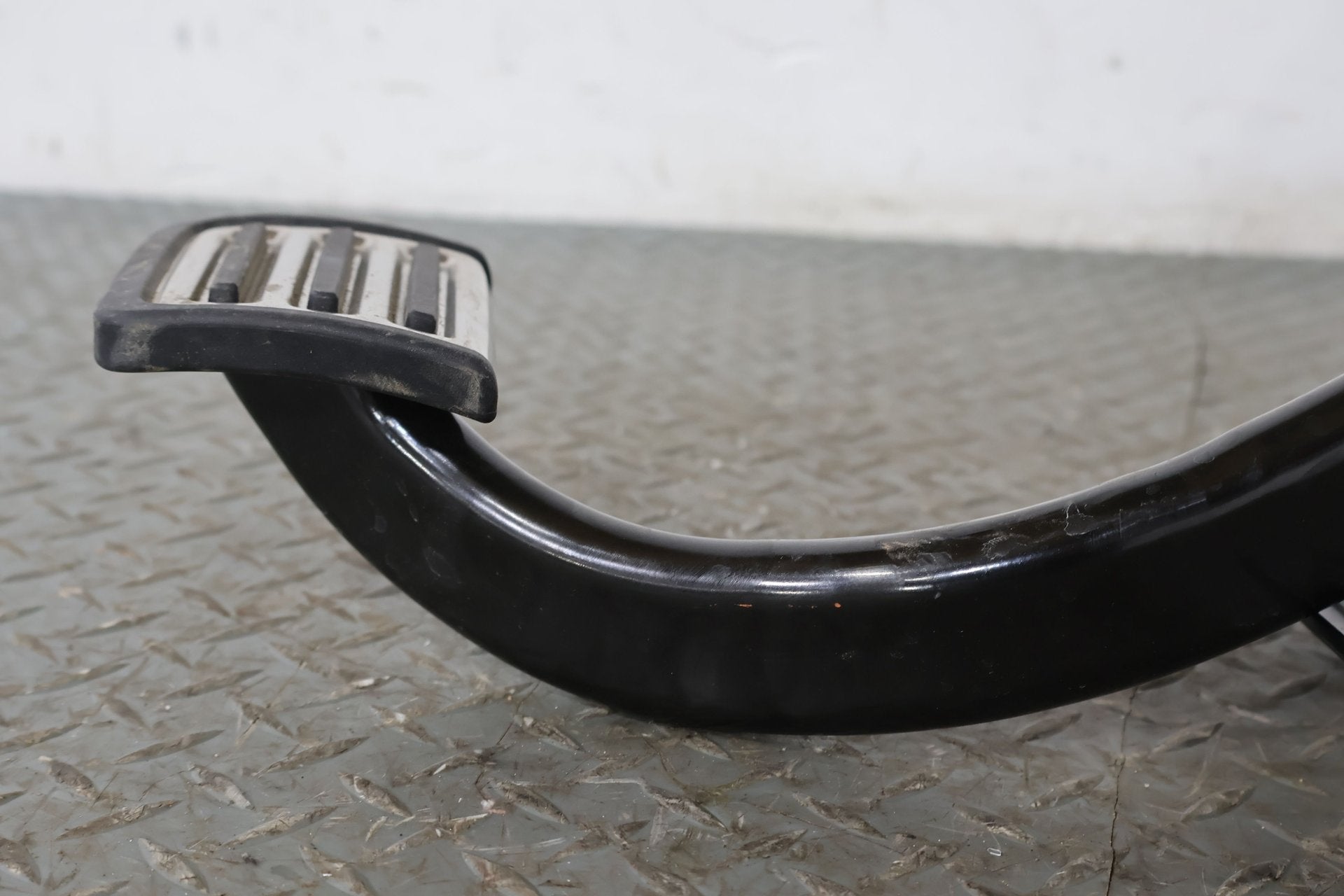 Pedal Assembly, 2022, Rivian, R1S