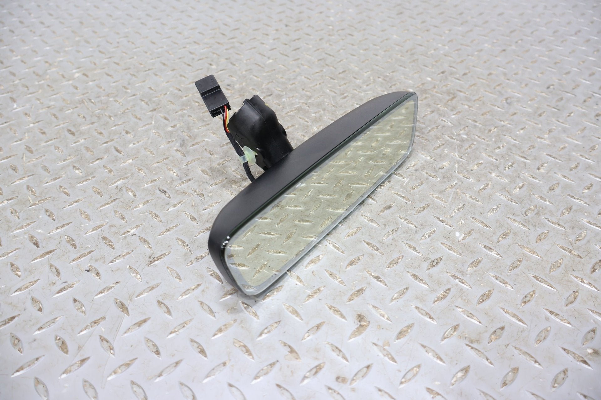 Rear View Mirror, 2022, Rivian, R1S