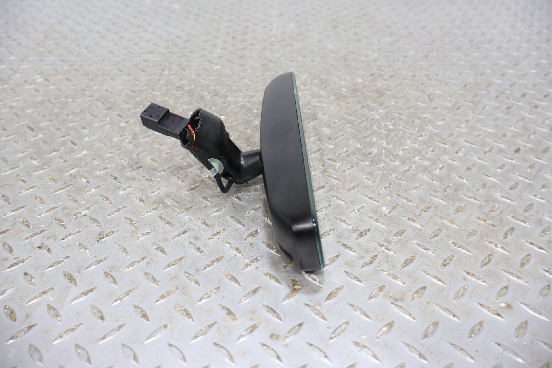 Rear View Mirror, 2022, Rivian, R1S