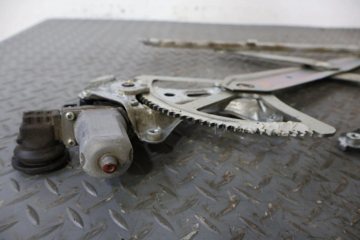 Right Front Door Regulator, 2013, Toyota, FJ Cruiser