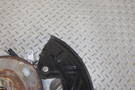 Right Rear Knuckle, 2022, Rivian, R1S