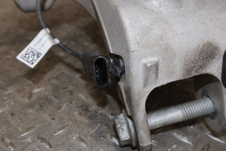 Right Rear Knuckle, 2022, Rivian, R1S