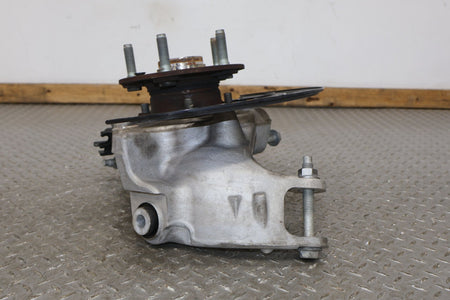 Right Rear Knuckle, 2022, Rivian, R1S