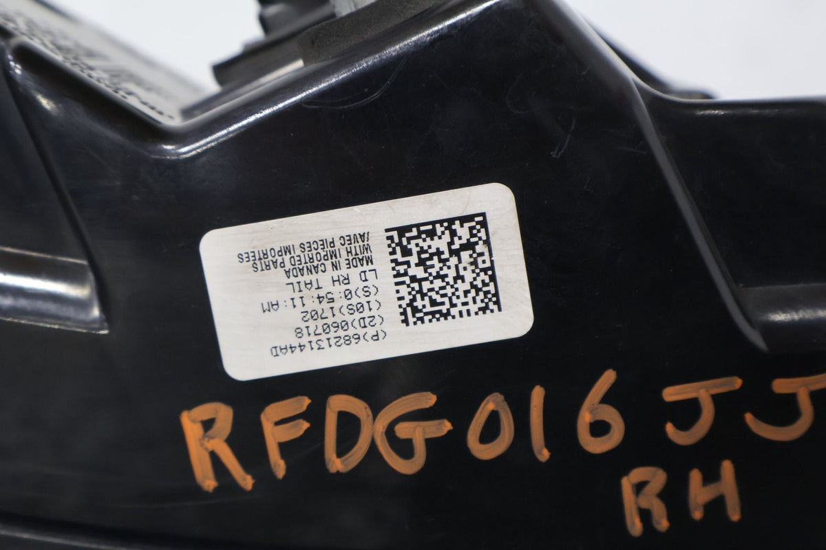 Right Tail Light, 2015, Dodge, Charger