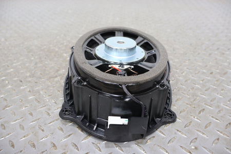 Speakers, 2022, Rivian, R1S