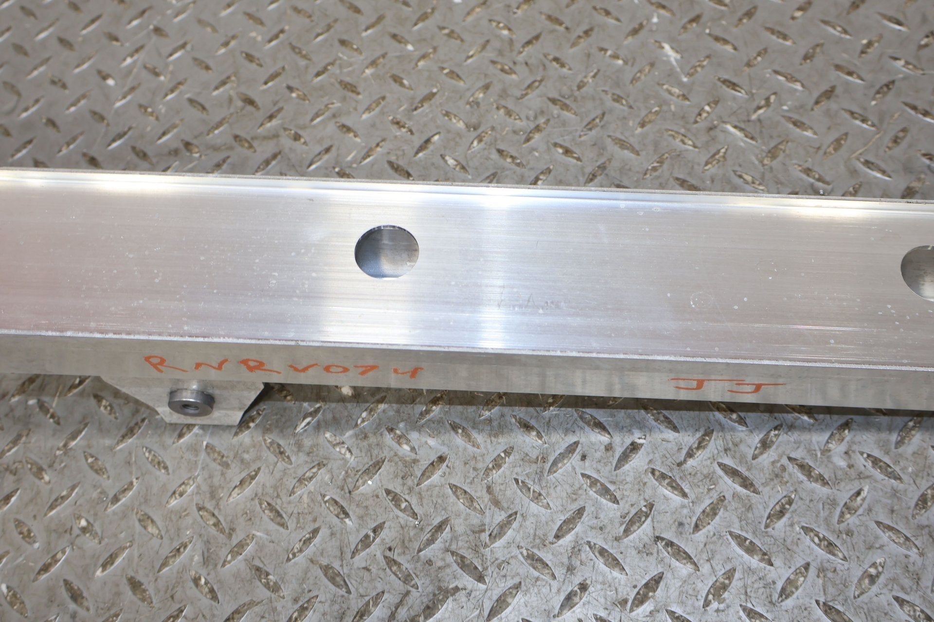 Strut Brace, 2022, Rivian, R1S