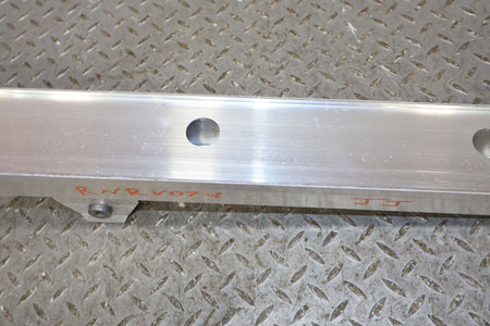 Strut Brace, 2022, Rivian, R1S