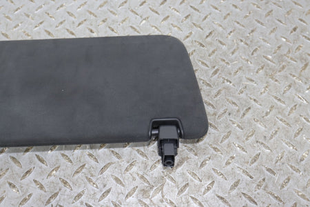 Sun Visor, 2022, Rivian, R1S