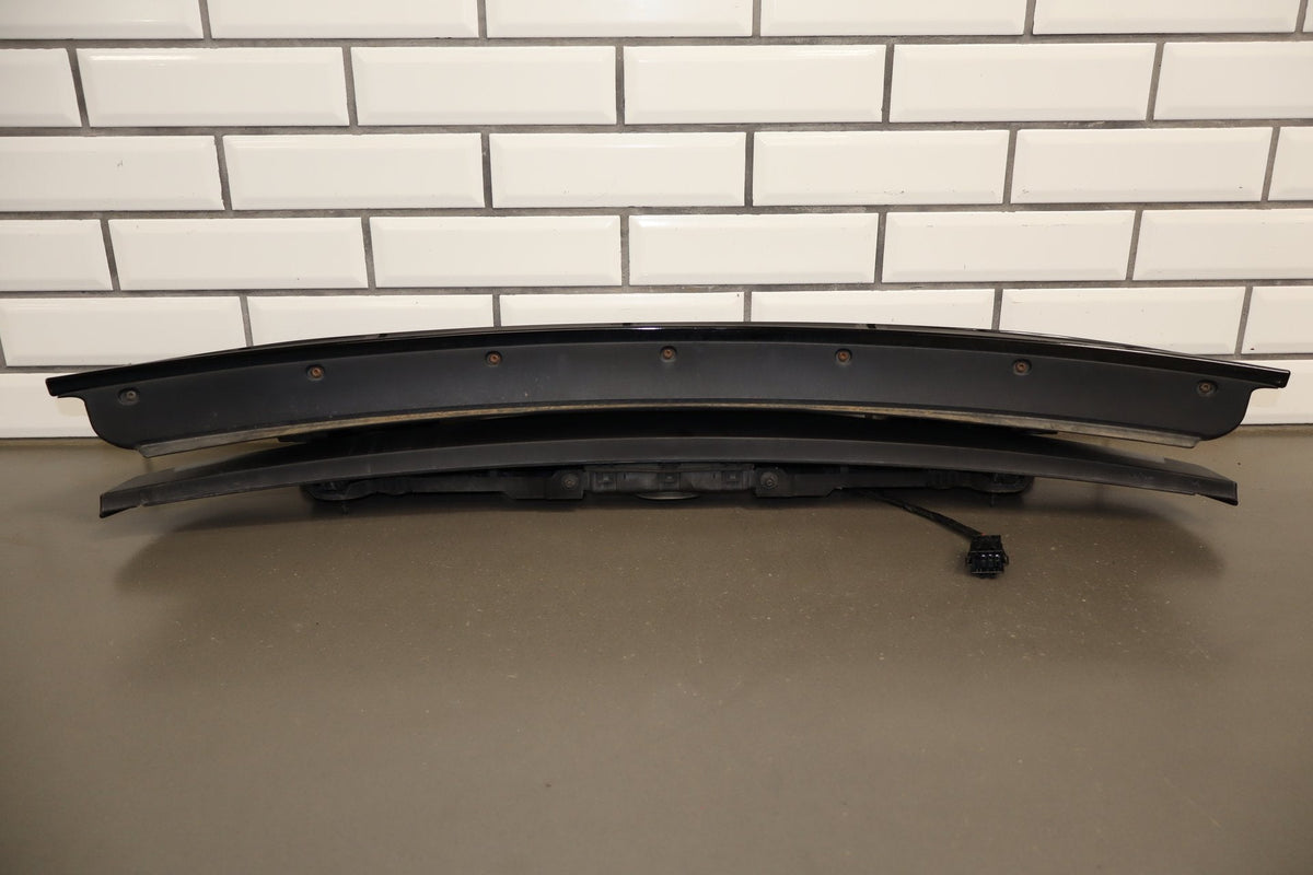 Tested 2010-2013 Porsche Panamera 4 S Rear Spoiler Dark Blue Metallic N4