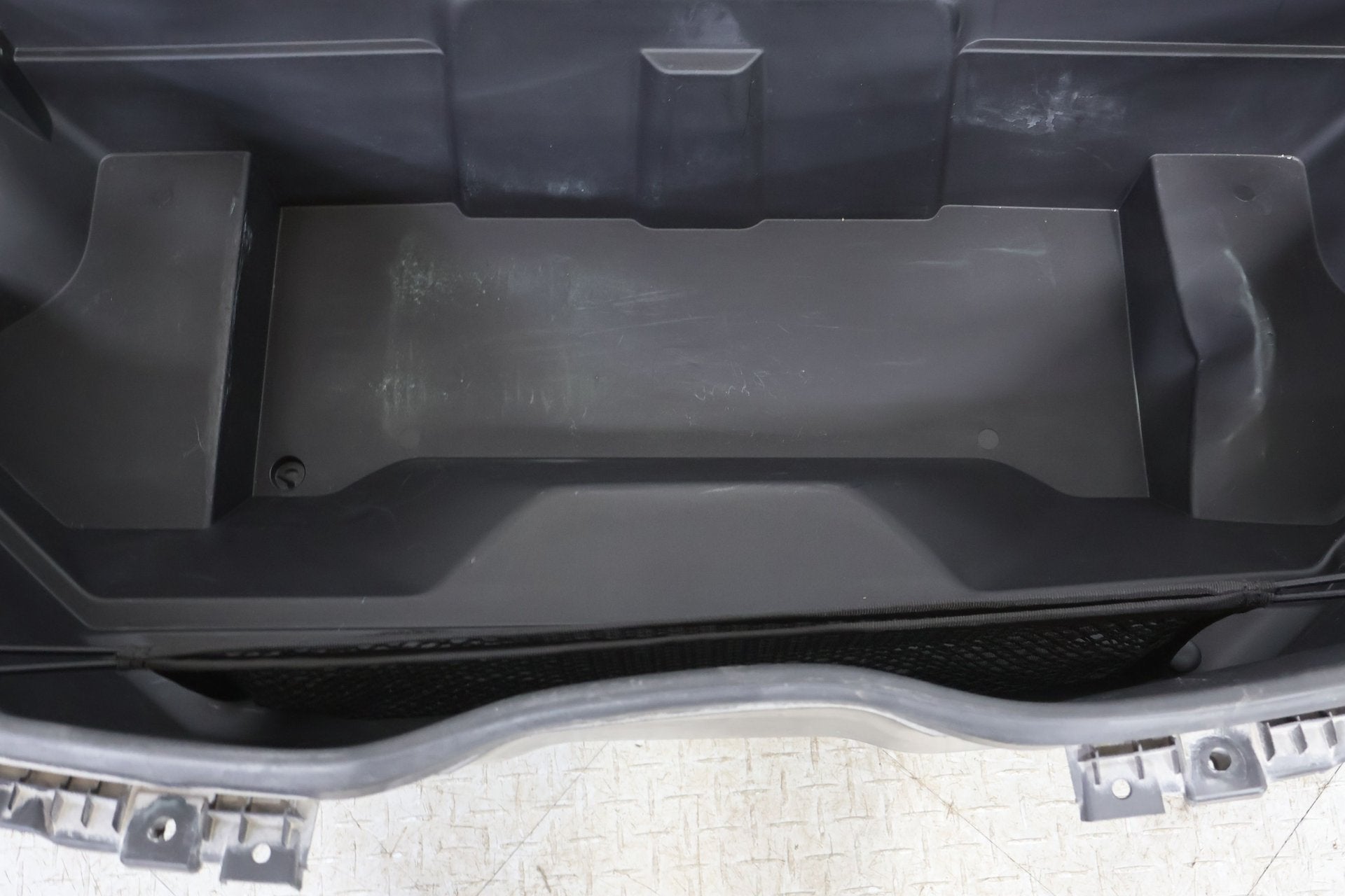 Trim Panel, 2022, Rivian, R1S